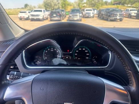 Used 2017 Chevrolet Traverse LT AWD/4WD image 9