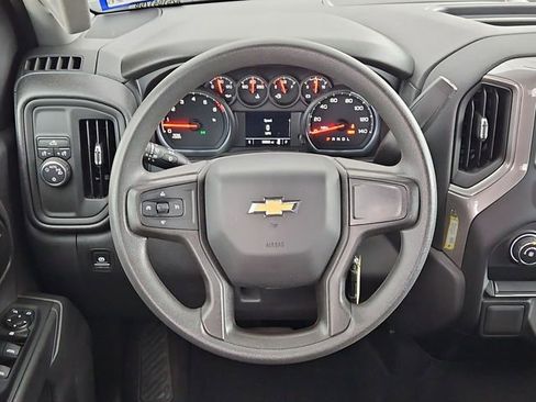 Used 2020 Chevrolet Silverado 1500 Custom w/ Custom Value Package image 12