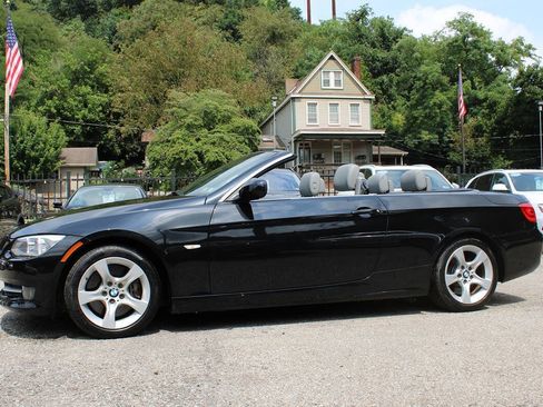 Used 2013 BMW 335i Convertible RWD image 6