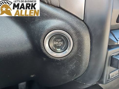 Used 2021 Chevrolet Silverado 1500 LT Trail Boss w/ Convenience Package II AWD/4WD image 16
