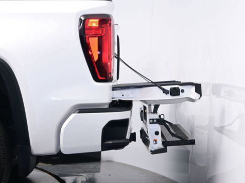 Used 2024 GMC Sierra 1500 Denali image 54