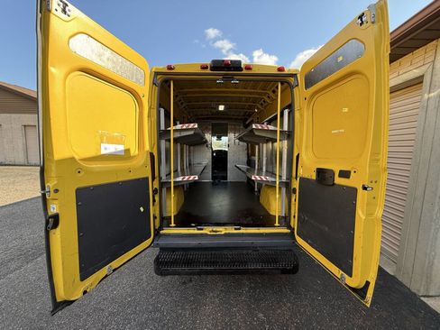 Used 2018 RAM ProMaster 2500 image 9