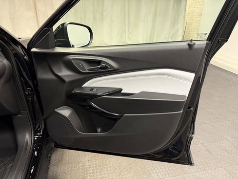 New 2026 Chevrolet Trax LT image 16