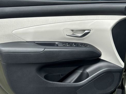 Certified 2025 Hyundai Tucson SEL image 10