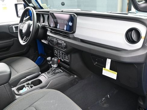 New 2026 Jeep Gladiator Sport image 45