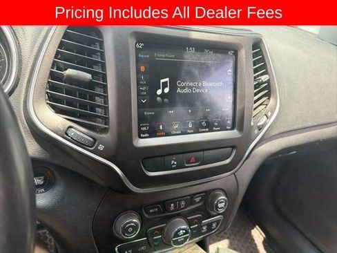 Used 2019 Jeep Cherokee Trailhawk w/ Comfort/Convenience Group AWD/4WD image 5