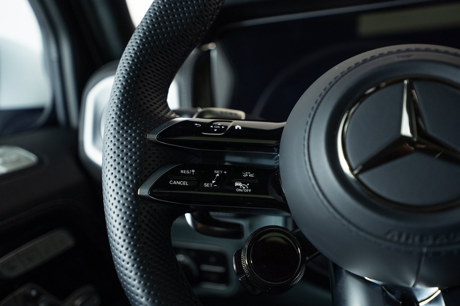 Used 2025 Mercedes-Benz G 63 AMG 4MATIC image 29