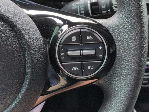 Certified 2025 Kia Soul S FWD image 30