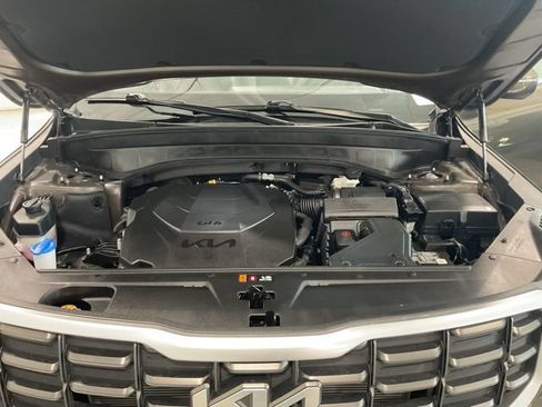 Used 2025 Kia Telluride S AWD/4WD image 30