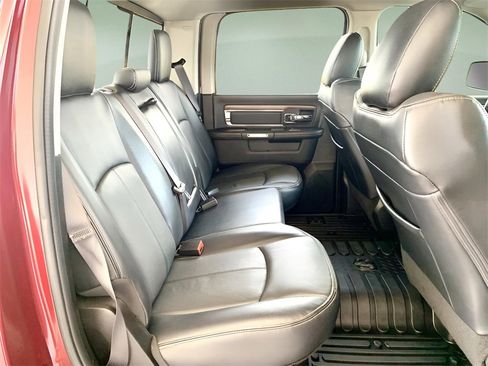 Used 2019 RAM 1500 Laramie w/ Convenience Group image 25