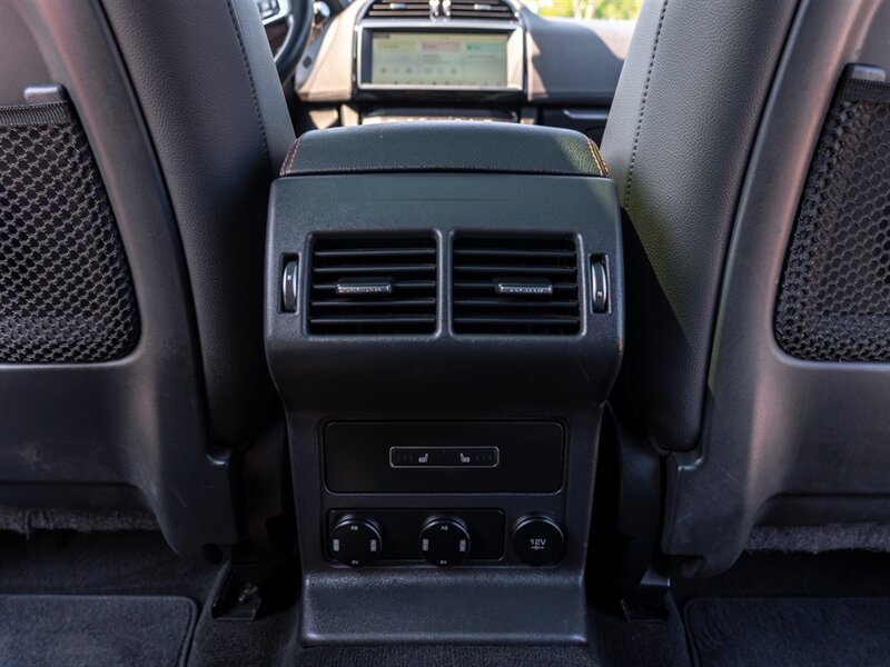 Used 2019 Jaguar F-PACE Prestige AWD/4WD image 23