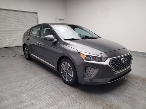 Used 2021 Hyundai Ioniq Limited image 13