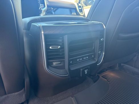 New 2026 RAM 1500 Laramie AWD/4WD image 13