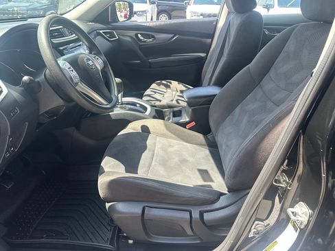 Used 2015 Nissan Rogue S AWD/4WD image 11