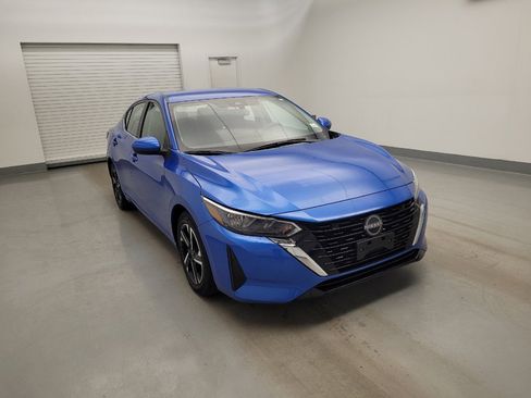 Used 2024 Nissan Sentra SV FWD image 13