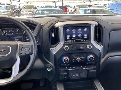 Used 2021 GMC Sierra 1500 SLT image 8