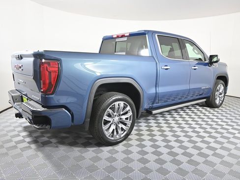 Used 2024 GMC Sierra 1500 Denali image 7