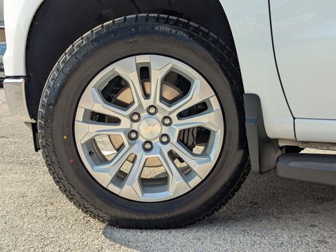 Used 2024 Chevrolet Silverado 1500 LTZ image 31