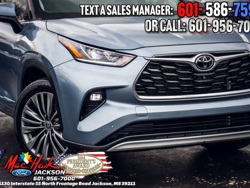 Used 2021 Toyota Highlander Platinum image 3