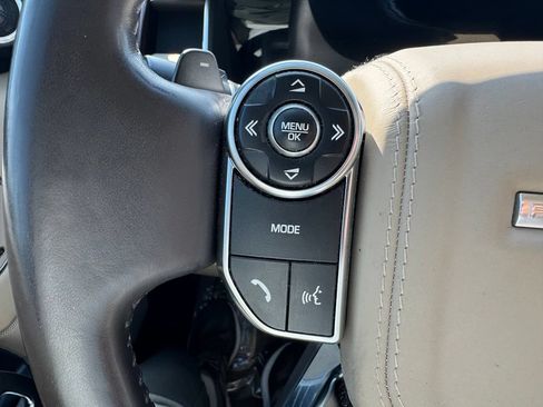 Used 2015 Land Rover Range Rover Supercharged AWD/4WD image 38