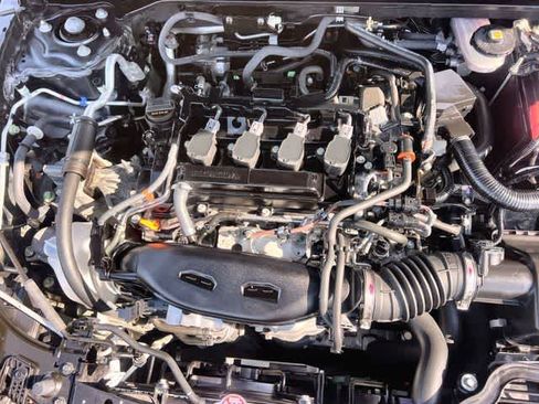 Used 2023 Honda Civic Sport Touring image 10