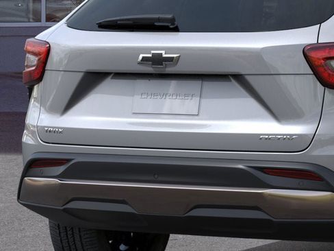 New 2026 Chevrolet Trax ACTIV w/ Sunroof Package image 14