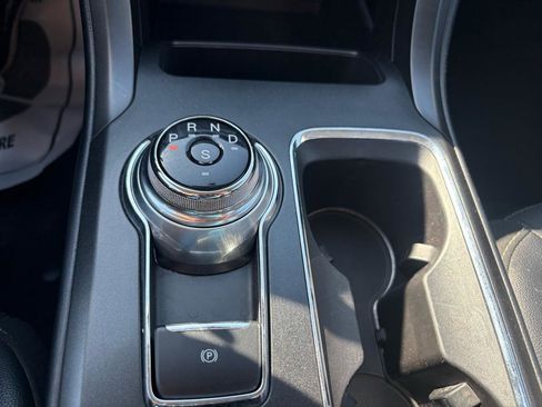 Used 2017 Ford Fusion Titanium image 22