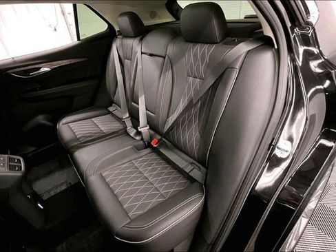 Used 2023 Buick Envision Avenir image 25