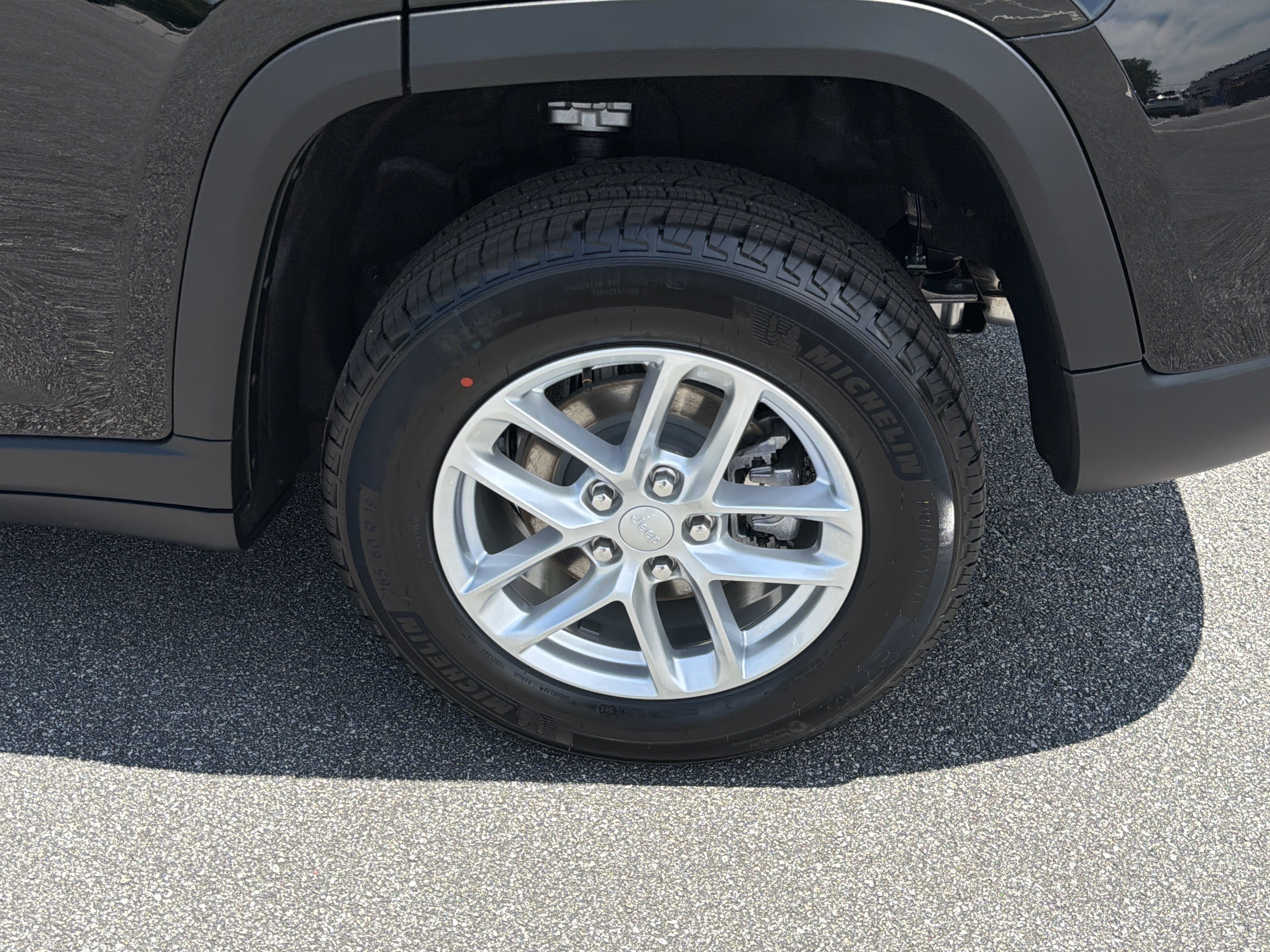 New 2026 Jeep Grand Cherokee Laredo RWD image 23