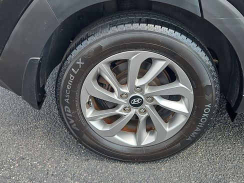 Used 2017 Hyundai Tucson SE image 17