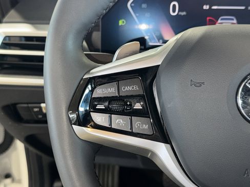 Certified 2025 BMW 330i Sedan image 21