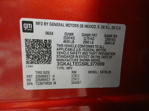 Used 2024 GMC Terrain SLE image 26