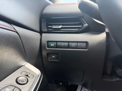 Used 2024 Nissan Sentra SR w/ Lighting Package FWD image 14