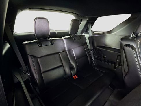 Used 2022 Ford Explorer ST w/ Equipment Group 401A image 31