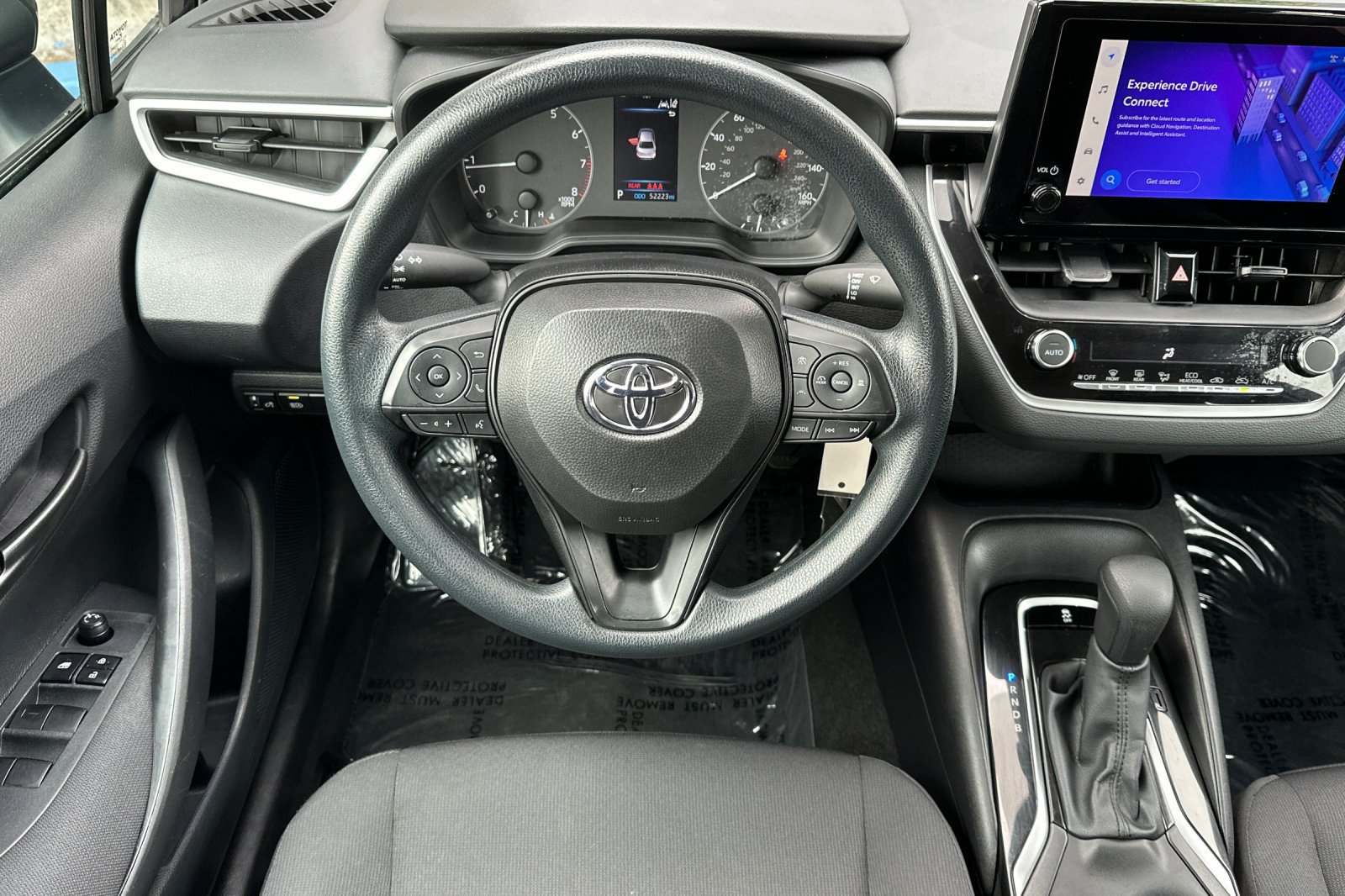 Used 2025 Toyota Corolla LE FWD image 14