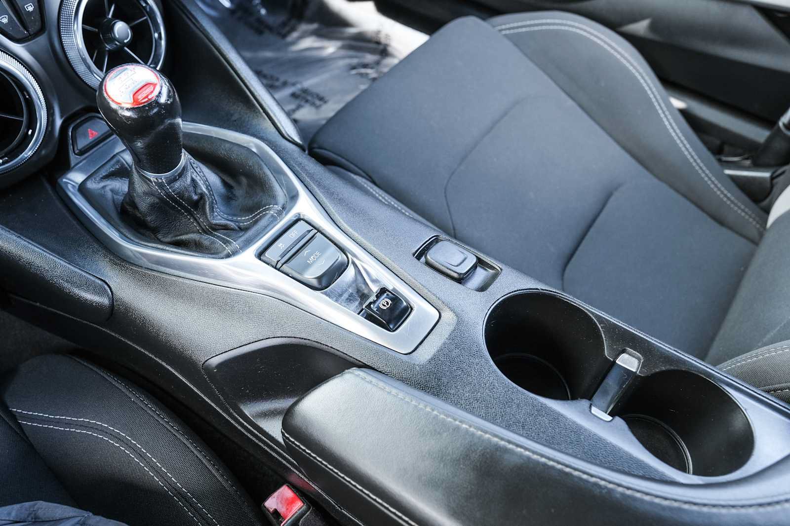 Used 2018 Chevrolet Camaro SS RWD image 35