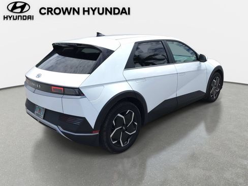 Used 2024 Hyundai Ioniq 5 SEL RWD image 4
