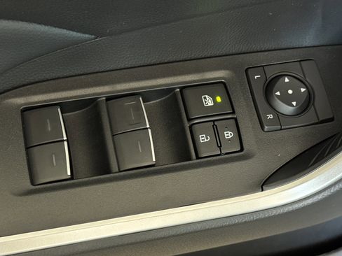 New 2025 Toyota RAV4 XLE image 12