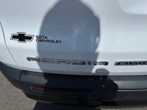Used 2025 GMC Acadia AT4 w/ LPO, Floor Liner Package AWD/4WD image 35