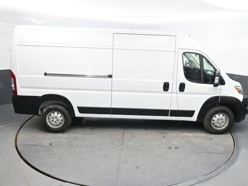 Used 2023 RAM ProMaster 2500 FWD image 28