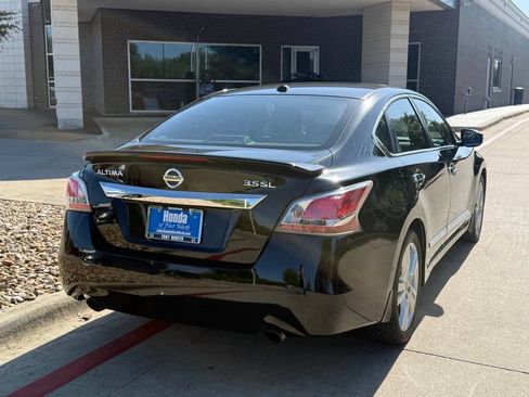Used 2015 Nissan Altima 3.5 SL FWD image 5