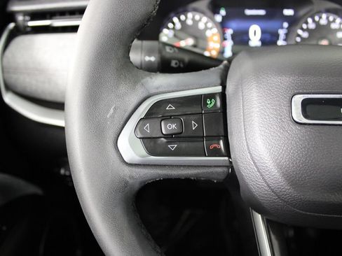 Used 2024 Jeep Compass Latitude w/ Sun and Sound Group AWD/4WD image 25