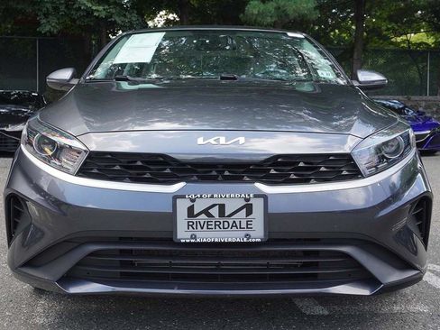 Used 2022 Kia Forte LXS w/ LXS Technology Package FWD image 10