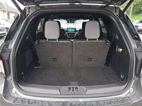 Used 2025 Ford Explorer ST-Line w/ Premium Package AWD/4WD image 30