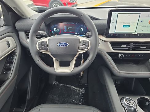New 2026 Ford Explorer Active w/ Active Comfort Package RWD image 9