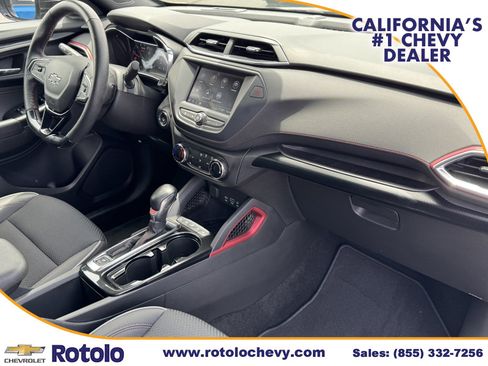 Used 2023 Chevrolet TrailBlazer RS FWD image 7