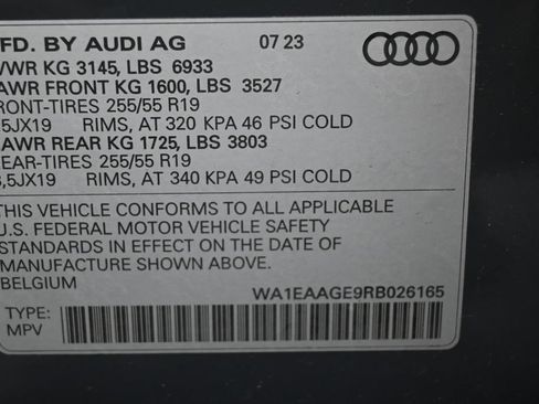 Used 2024 Audi Q8 e-tron Premium AWD/4WD image 6