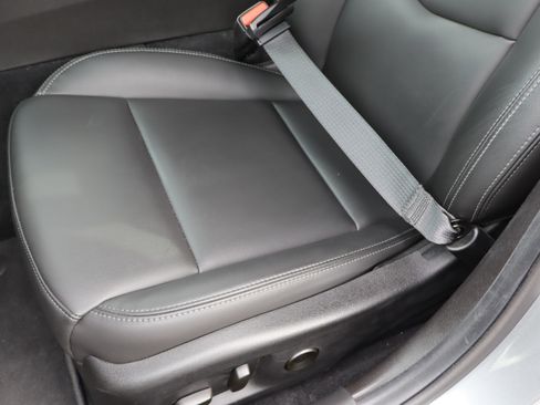 Used 2024 Cadillac CT4 Luxury w/ Cold Weather Package image 17