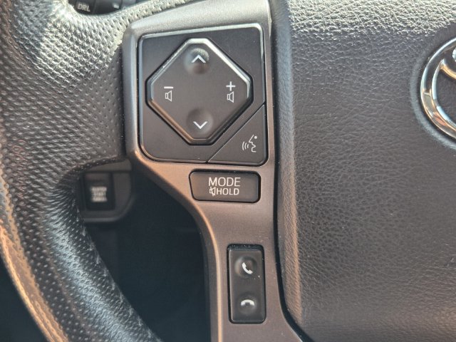Used 2018 Toyota Tacoma TRD Off-Road AWD/4WD image 20