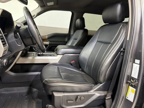 Used 2019 Ford F150 Lariat w/ Equipment Group 502A Luxury image 12